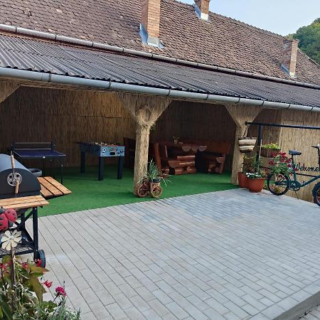 Smile Apartments Sighisoara Ngoại thất bức ảnh