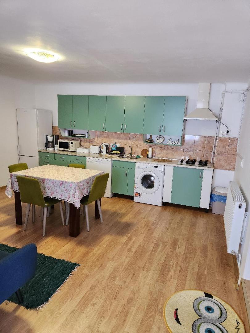 Smile Apartments Sighisoara Ngoại thất bức ảnh